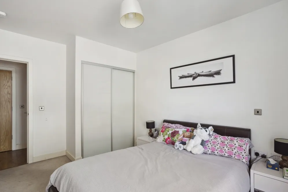 Lighterman Point, E14 photo 10
