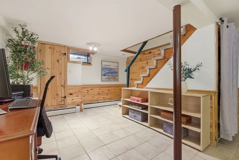 490 Main St, Lynnfield, MA 01940