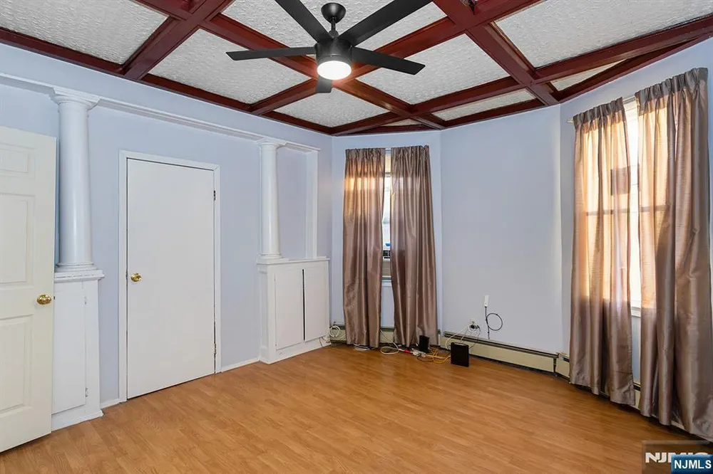 140 Nagle St, Paterson, NJ 07501