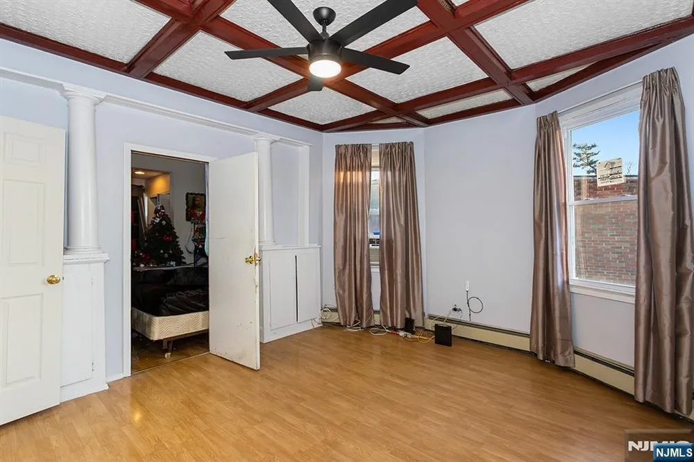 140 Nagle St, Paterson, NJ 07501