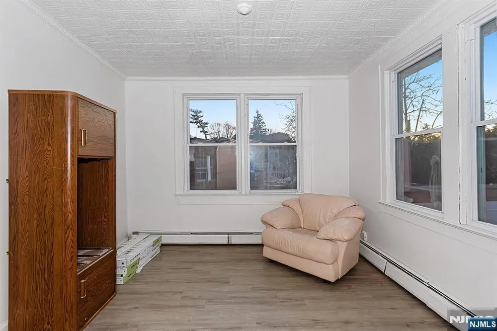 140 Nagle St, Paterson, NJ 07501