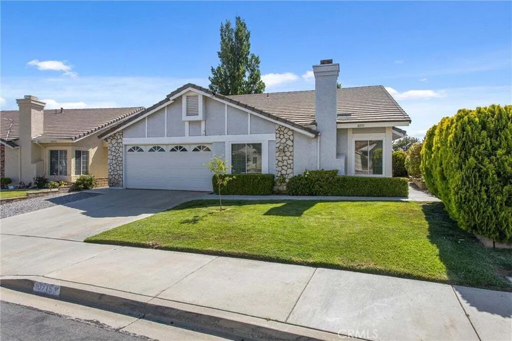 10715 CHERRY HILLS DR, Cherry Valley, CA 92223