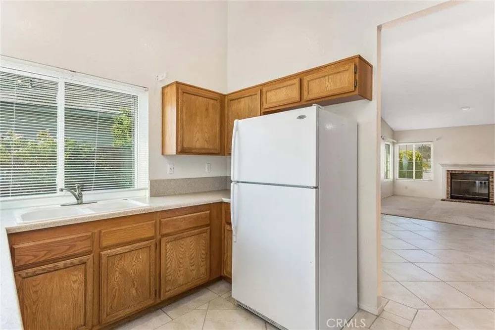 10715 CHERRY HILLS DR, Cherry Valley, CA 92223
