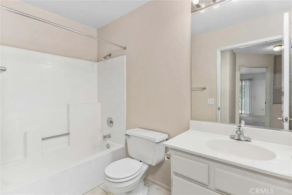 10715 CHERRY HILLS DR, Cherry Valley, CA 92223