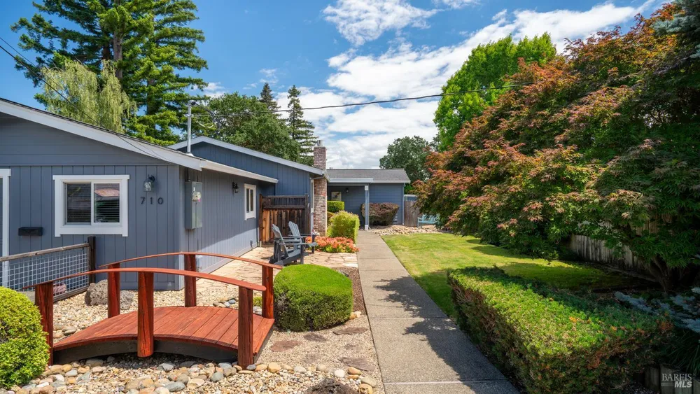 710 Tamalpais Ave, Novato, CA 94947
