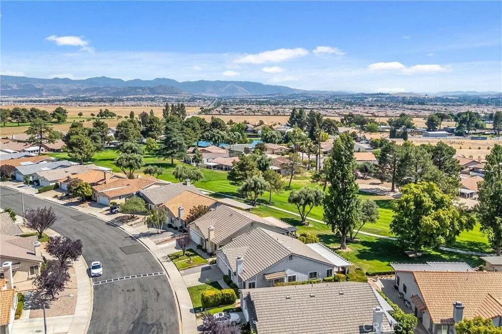 10715 CHERRY HILLS DR, Cherry Valley, CA 92223
