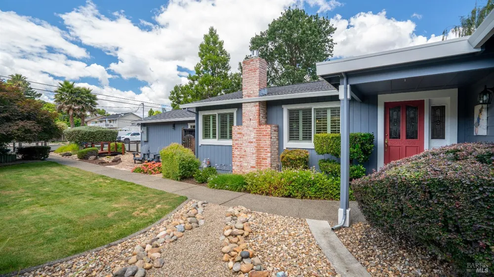 710 Tamalpais Ave, Novato, CA 94947