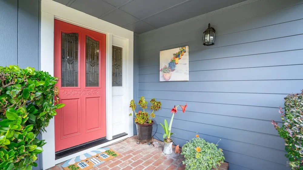 710 Tamalpais Ave, Novato, CA 94947