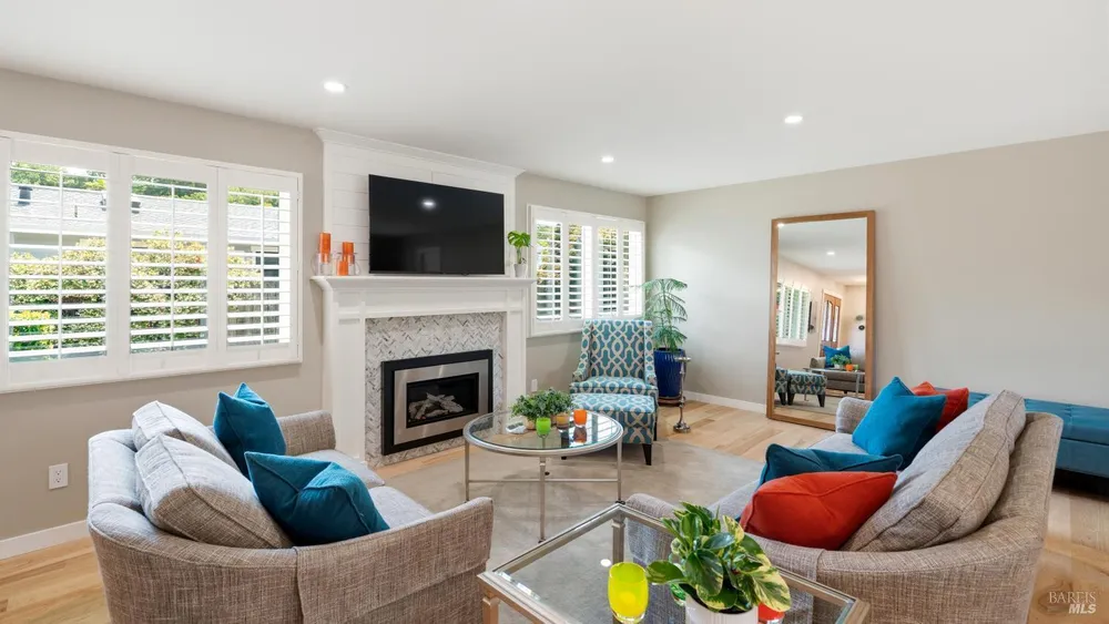 710 Tamalpais Ave, Novato, CA 94947