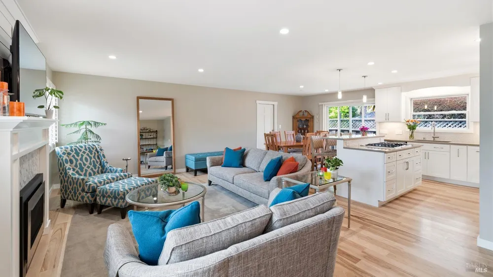 710 Tamalpais Ave, Novato, CA 94947