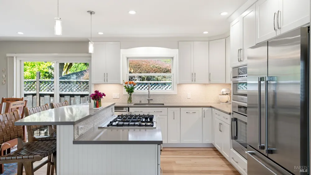 710 Tamalpais Ave, Novato, CA 94947