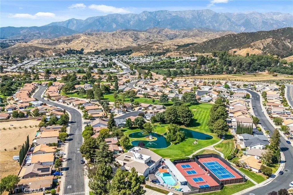 10715 CHERRY HILLS DR, Cherry Valley, CA 92223