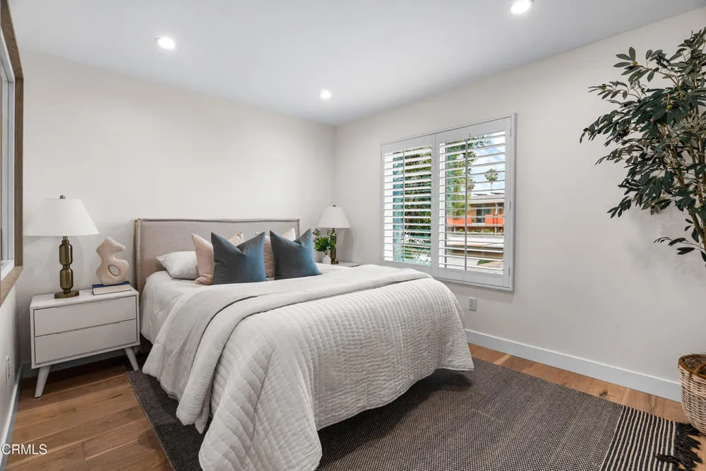 100 Hurlbut St, Pasadena, CA 91105