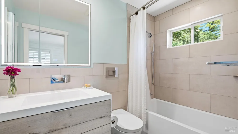 710 Tamalpais Ave, Novato, CA 94947