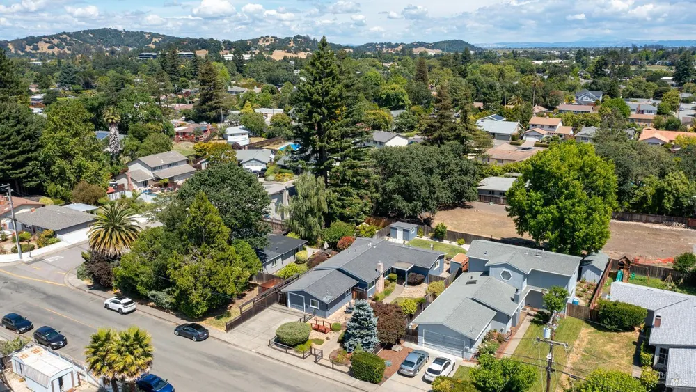 710 Tamalpais Ave, Novato, CA 94947