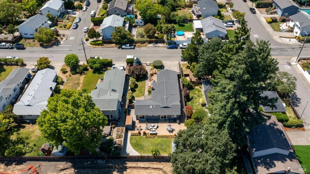 710 Tamalpais Ave, Novato, CA 94947