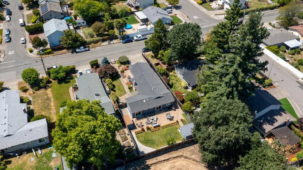710 Tamalpais Ave, Novato, CA 94947