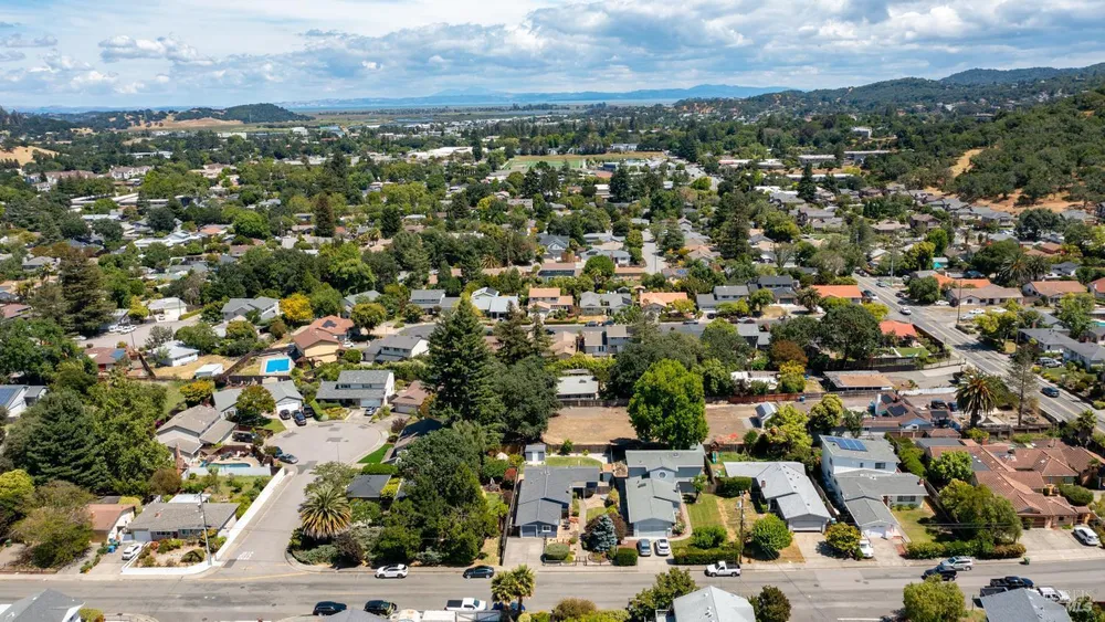 710 Tamalpais Ave, Novato, CA 94947