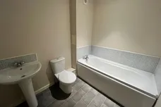 George Court, Irvine