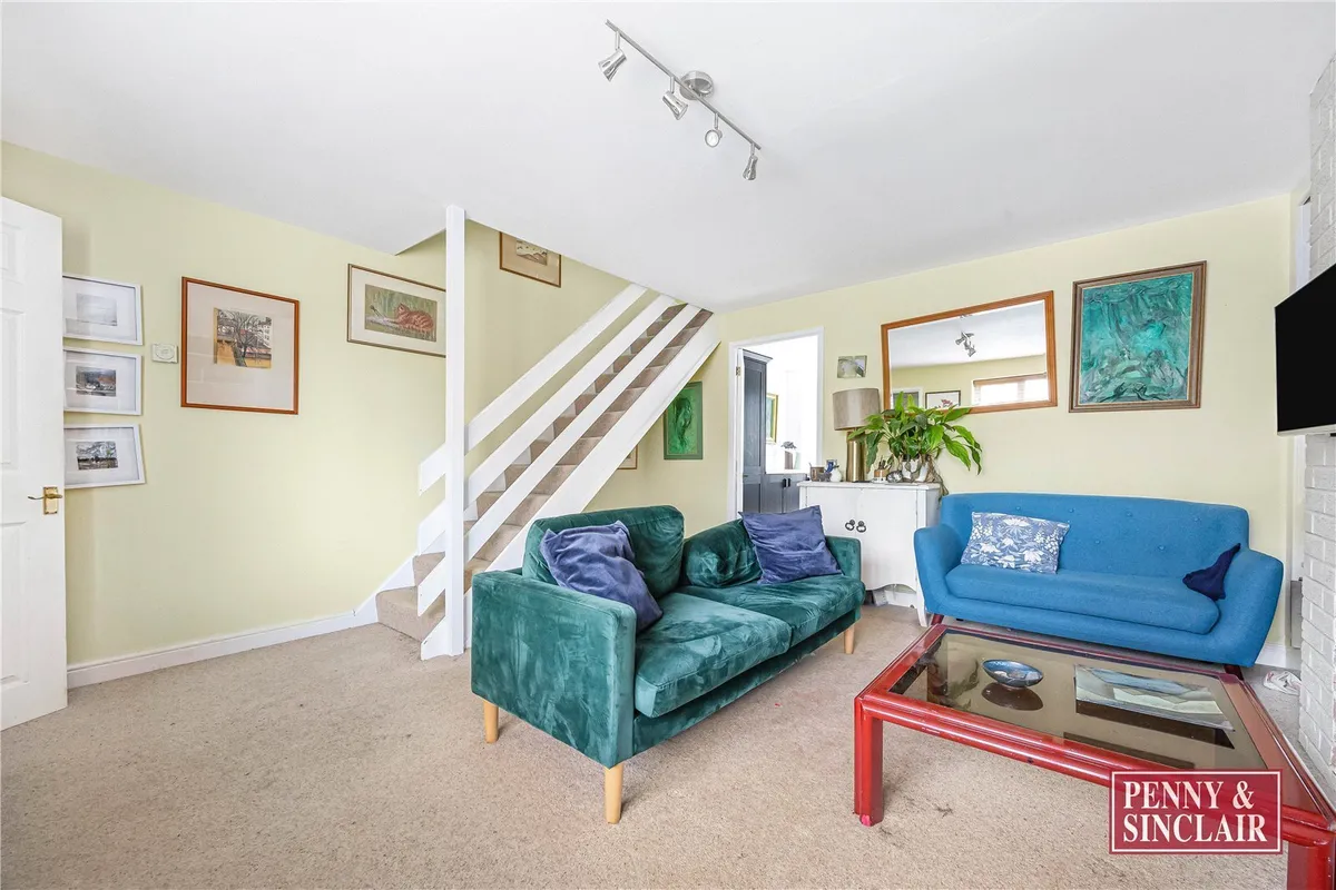 King James Way, Henley-on-Thames, Oxfordshire, RG9
