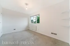 Ruxley Mews, EPSOM