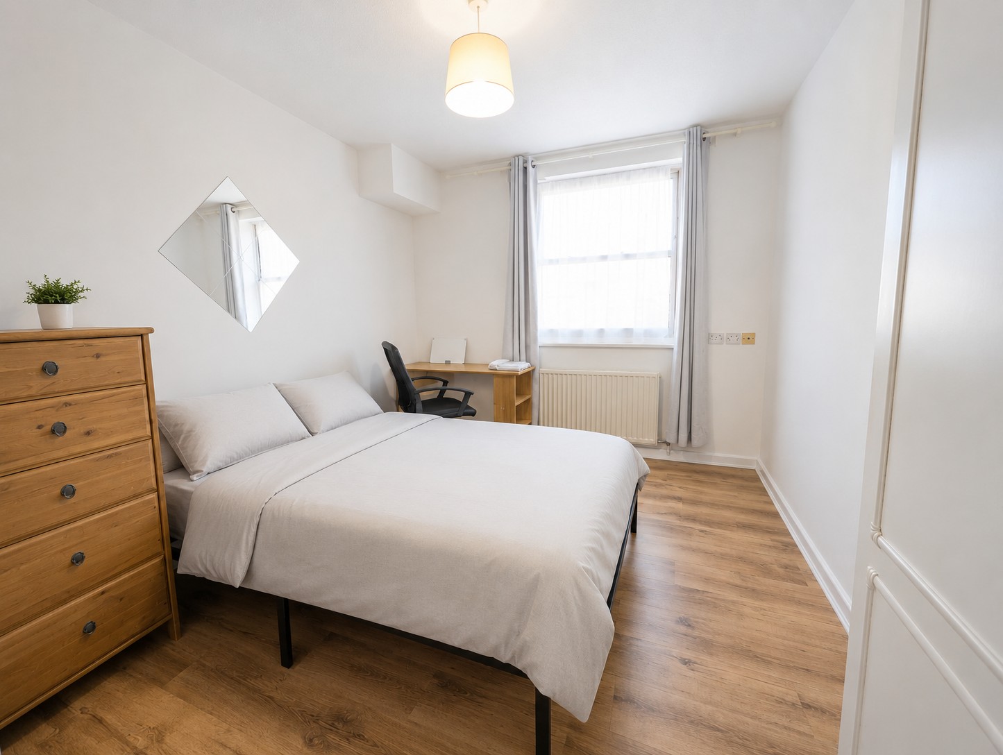 Beautiful 2-Bedroom Home with Swimming Pool & Gardens  Ideal for Families Image 4