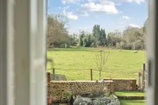 Burgh Hill, Bramshott, GU30 photo 3