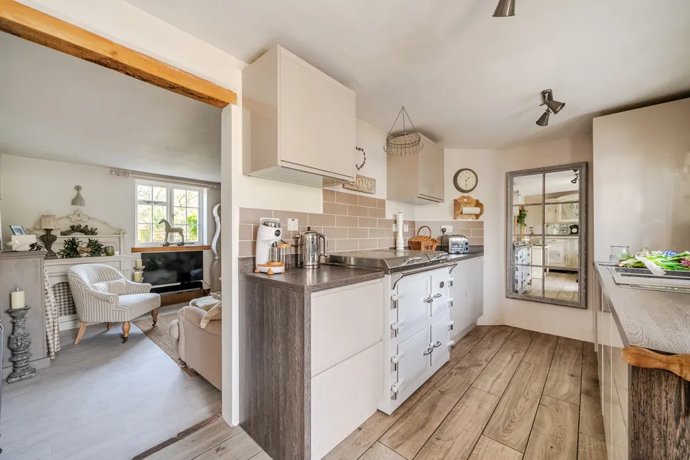 Burgh Hill, Bramshott, GU30 photo 9