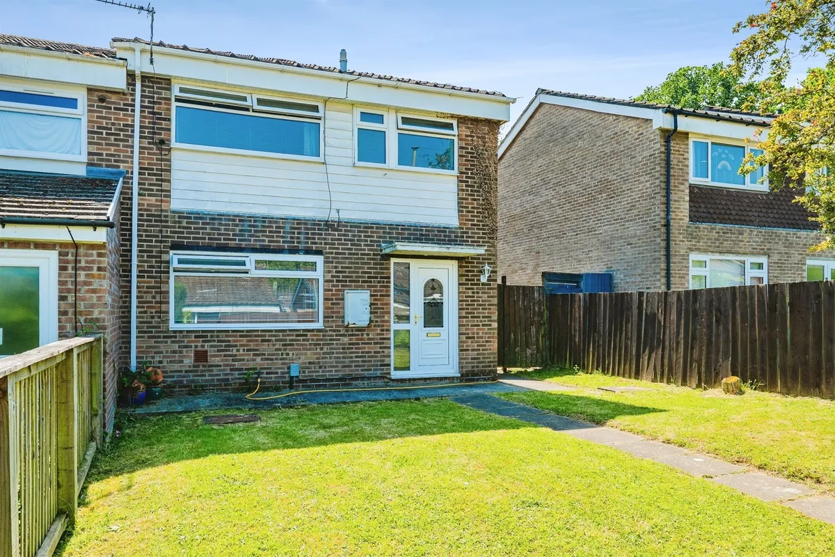Ael-Y-Bryn, Llanedeyrn, Cardiff