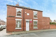 Roundhill Road, CASTLEFORD