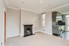 Roundhill Road, CASTLEFORD