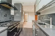 Roundhill Road, CASTLEFORD