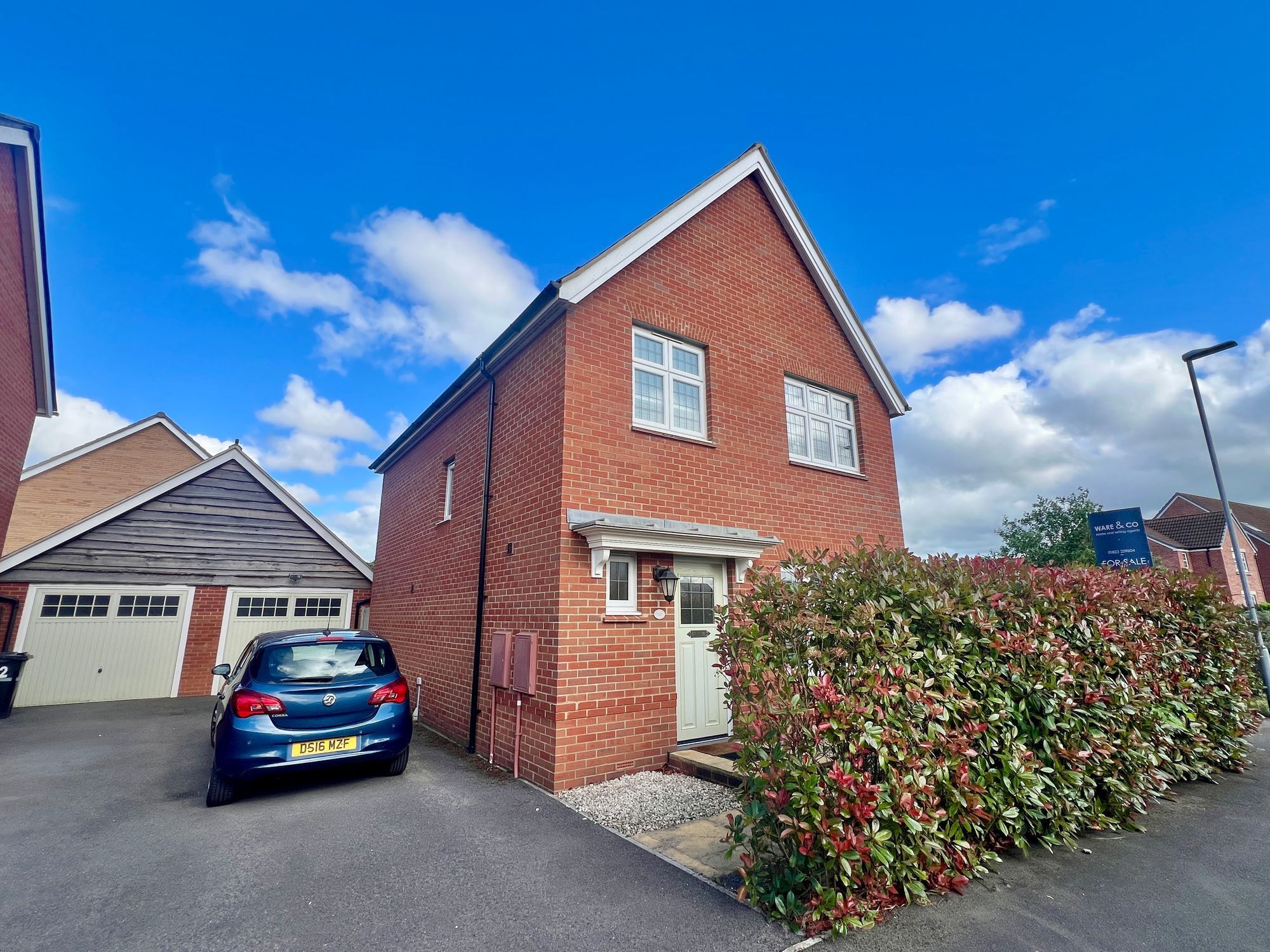 Hardys Road, Bathpool - NO onward chain! Image 1