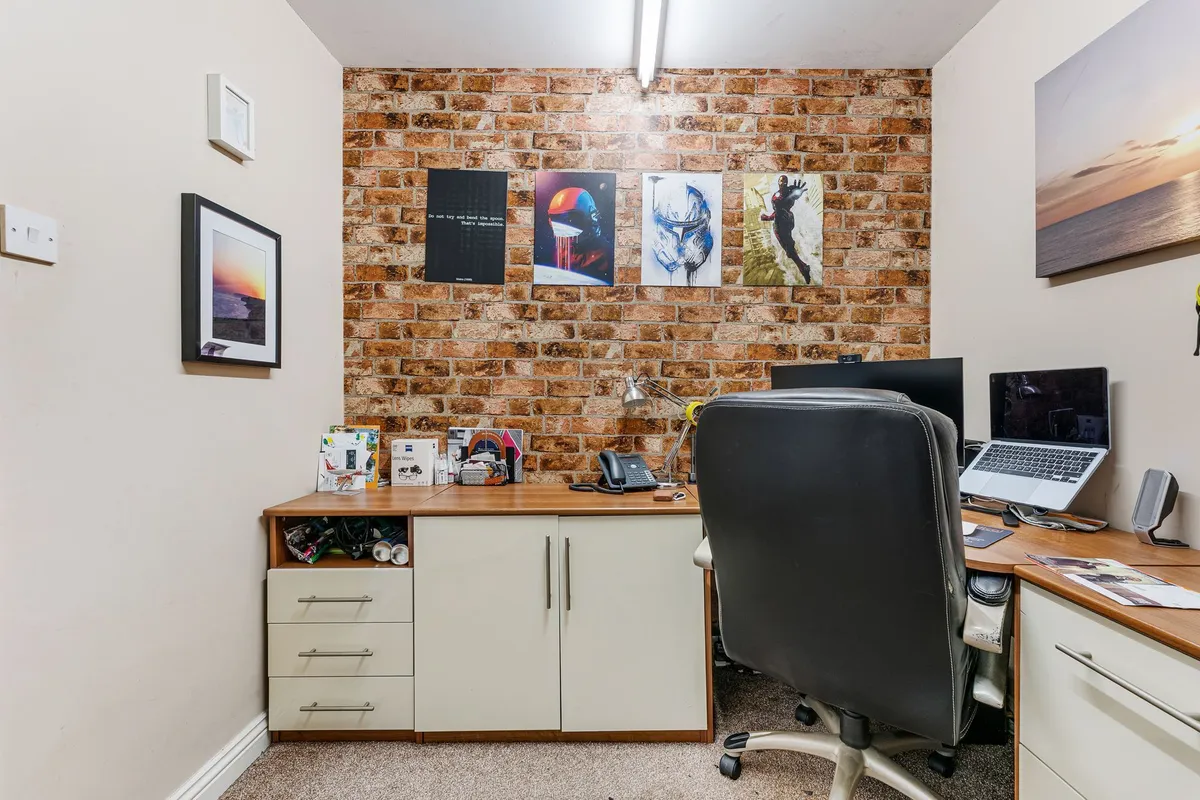 Runfield Close, Leigh, WN7