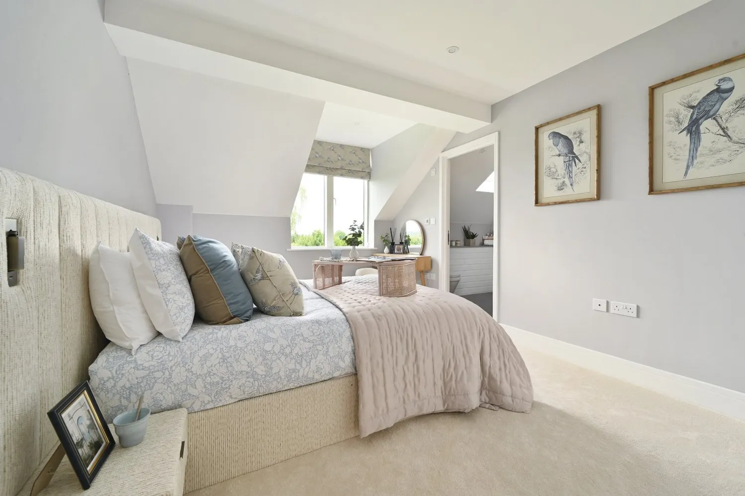 The Courtyard, Ardingly Road, RH16 photo 5