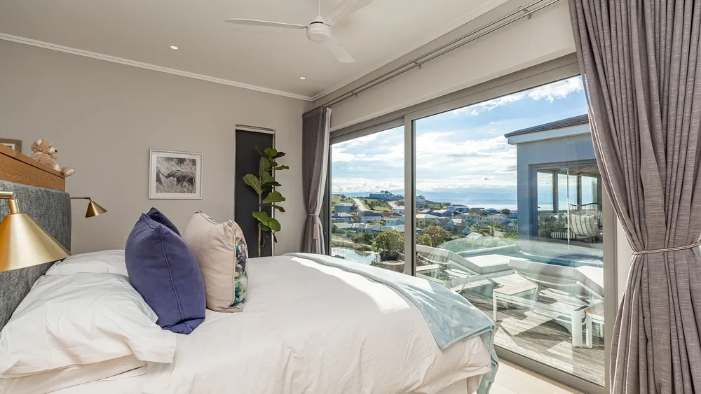 South Africa, Western Cape, Whale Rock Heights
