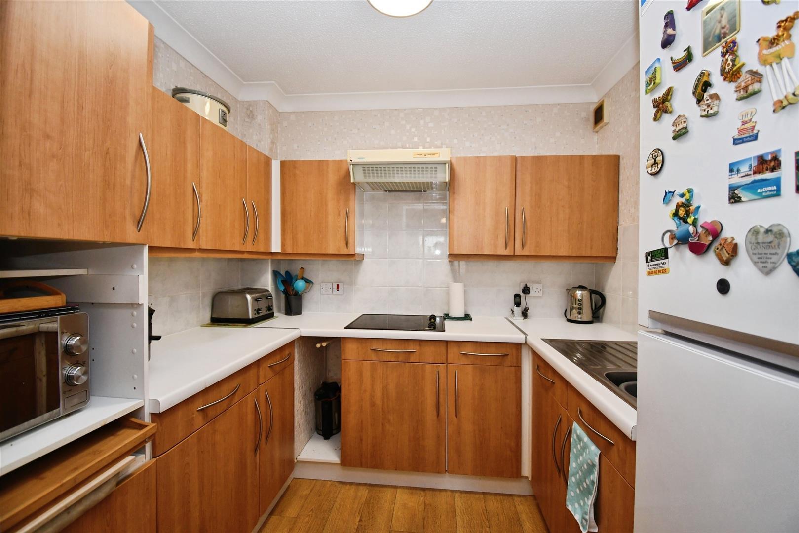 Albion Court, Anlaby Common, Hull Image 9