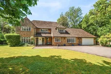 2 Dukes Kiln Drive, Gerrards Cross, SL9 photo 1
