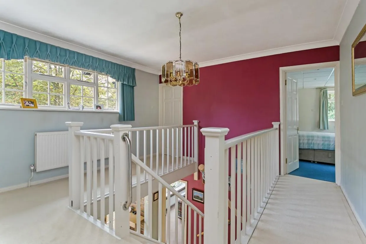 2 Dukes Kiln Drive, Gerrards Cross, SL9 photo 18
