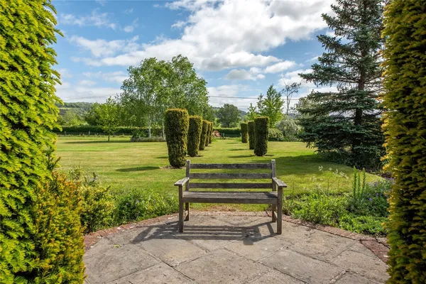 Rectory Lane, Buckland, RH3 photo 10
