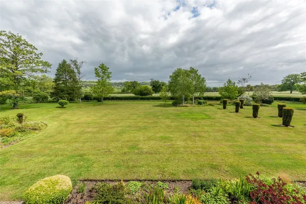 Rectory Lane, Buckland, RH3 photo 28