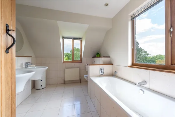Rectory Lane, Buckland, RH3 photo 32