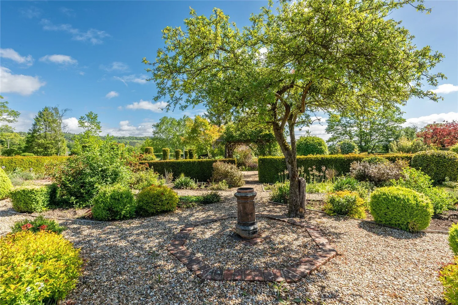 Rectory Lane, Buckland, RH3 photo 34