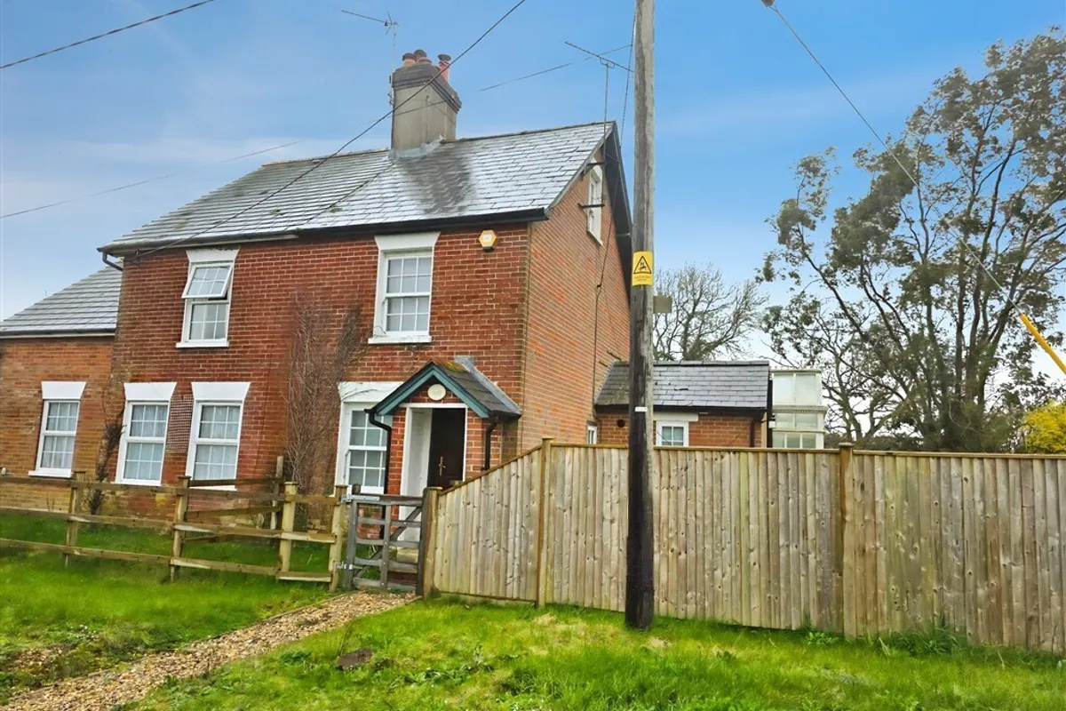 Burgate, FORDINGBRIDGE