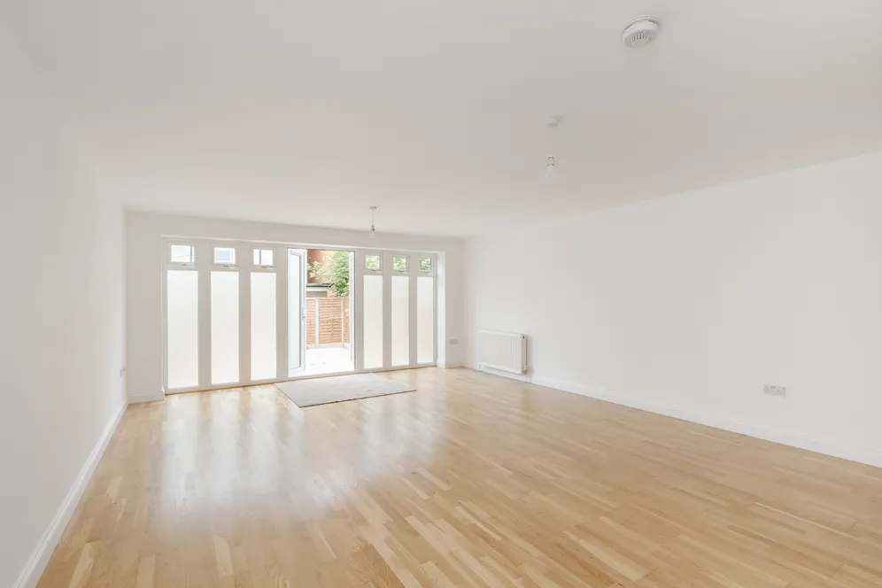 Hampden Road, London, N10 photo 4