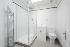 Hampden Road, London, N10 photo 8