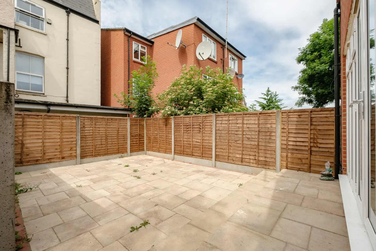 Hampden Road, London, N10 photo 9