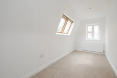 Hampden Road, London, N10 photo 10