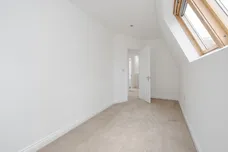 Hampden Road, London, N10 photo 18