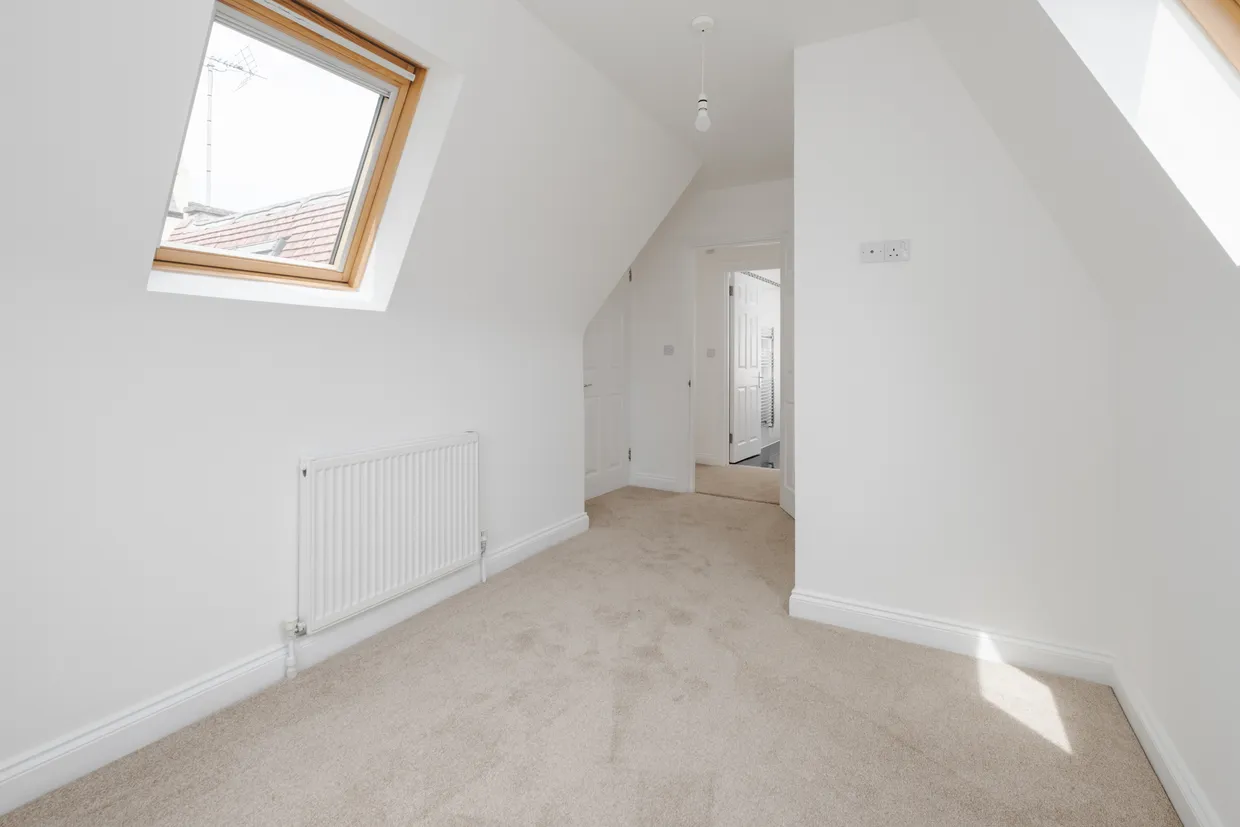 Hampden Road, London, N10 photo 20